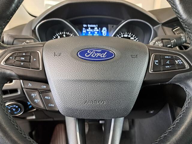 Ford FOCUS Wagon 1.0 Titanium + NAVI
