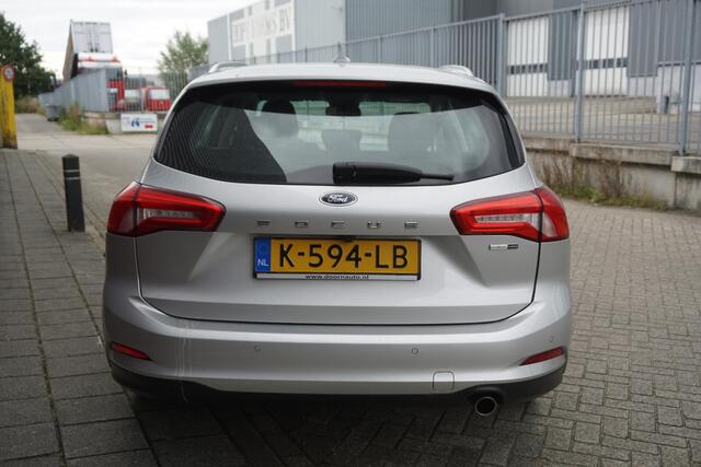 Ford FOCUS Wagon 1.0 EcoB.125pk Hybrid Ed. Business/Comfortstoel/ Camera.