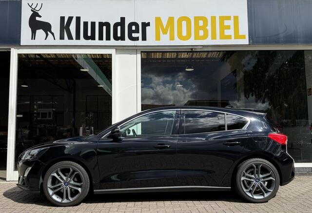 Ford FOCUS 1.0 EcoBoost Titanium Bus. |PDC v+a|Carplay|Trekhaak|