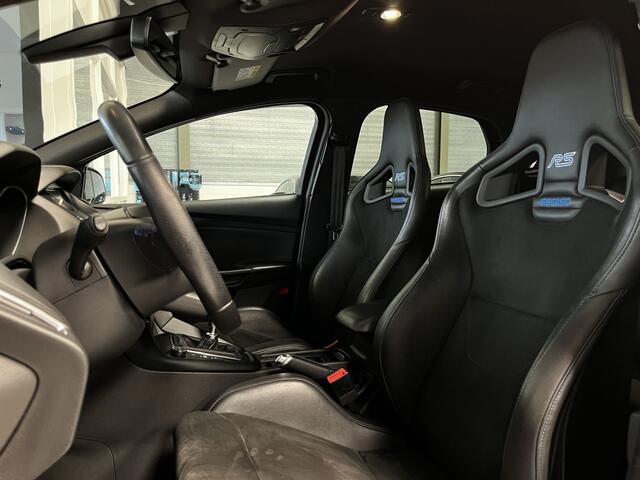 Ford FOCUS 2.3 RS Schaalstoelen, 19inch, Navi
