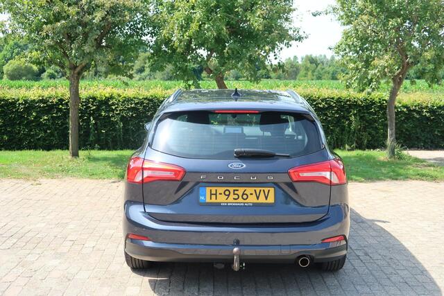 Ford FOCUS Wagon 1.0 EcoBoost Titanium Business Trekhaak navi cruise