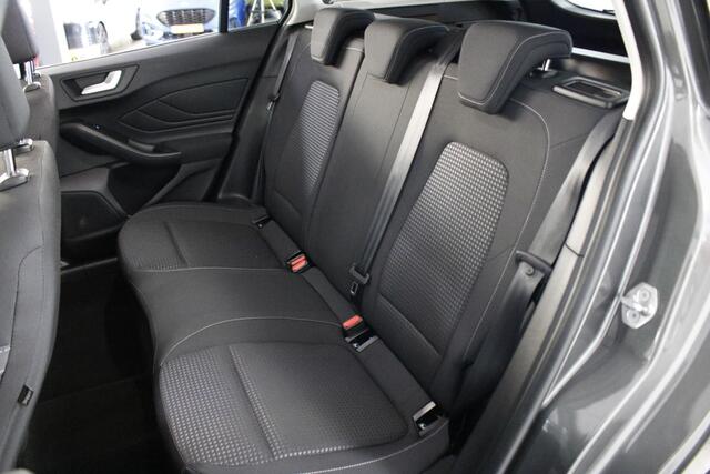 Ford FOCUS Wagon 1.0 EcoBoost 125 PK Automaat. Airco | Cruise | Stoel- en stuurverw. | Carplay| LED.