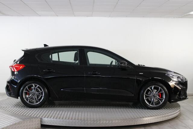 Ford FOCUS 1.0 EcoBoost ST Line 125 PK. Clima | Carplay | All-season | ACC | Winterpack.