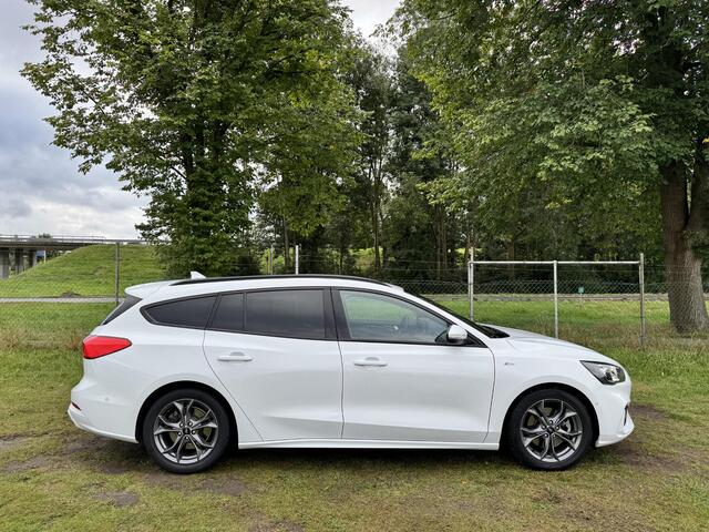 Ford FOCUS Wagon 1.5 EcoBlue ST Line X Business | B&O | CAMERA | WINTERPACK | CRUISE | CLIMA |
