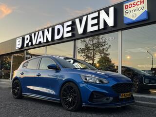 ford-focus-1.5-ecoboost-st-line-bus