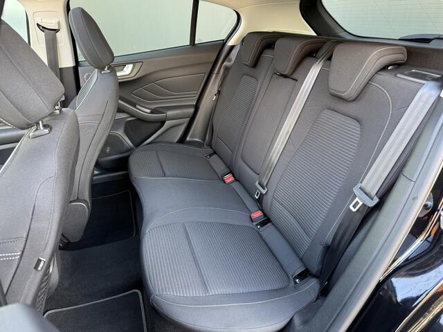 Ford FOCUS BWJ 2021 1.0 155 PK EcoBoost Hybrid Titanium X Business APPLE CARPLAY / ANDROID AUTO / NAVI / CLIMA / ADAPTIVE CRUISE / PANORAMADAK / STOELVERW. / STUUR VERW. / CAMERA / DODE HOEK / LMV / PDC