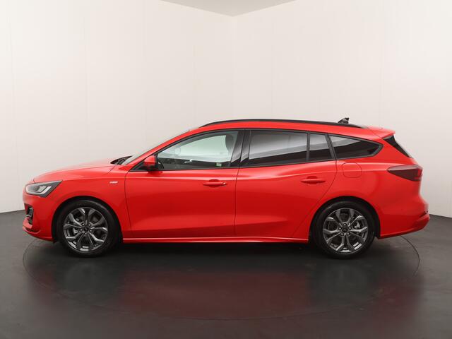 Ford FOCUS Wagon ST-Line EcoBoost Hybrid 155 pk | Pano | Winter Pack | Adapt. cruise | Camera | Draadloos Apple Carplay |