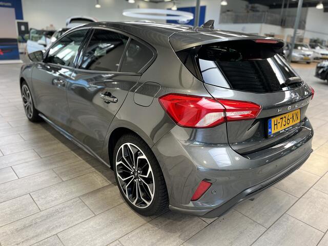 Ford FOCUS EcoBoost 125 pk ST Line | Winter Pack | 18" | LED | Apple Carplay | 100% dealer onderhouden