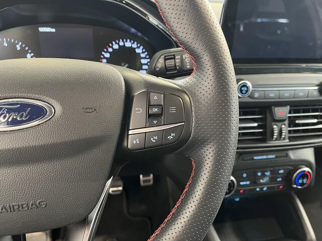 Ford FOCUS EcoBoost 125 pk ST Line | Winter Pack | 18" | LED | Apple Carplay | 100% dealer onderhouden