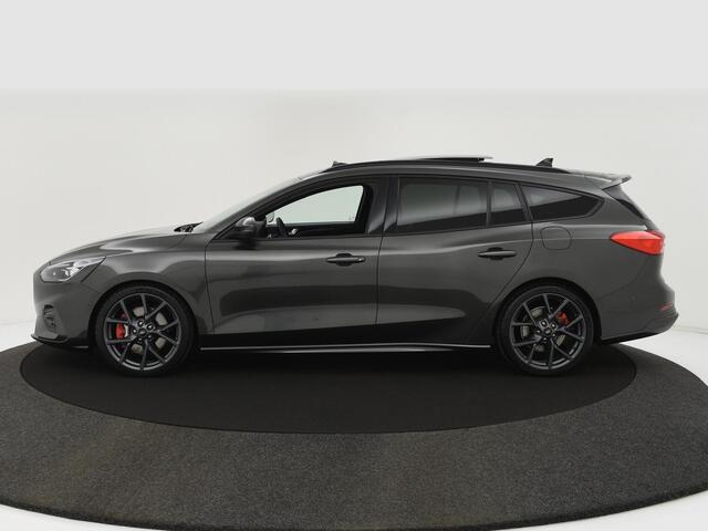 Ford FOCUS Wagon 2.3 EcoBoost 280PK ST-3 AUTOM. PANODAK|BLIS|ACC|CAMERA|B&O|TREKH|WINTERPACK|LED