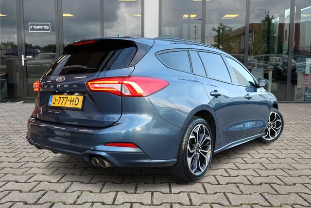 Ford FOCUS Wagon 1.0 EcoBoost ST Line X | Winter Pakket | DAB | Trekhaak |