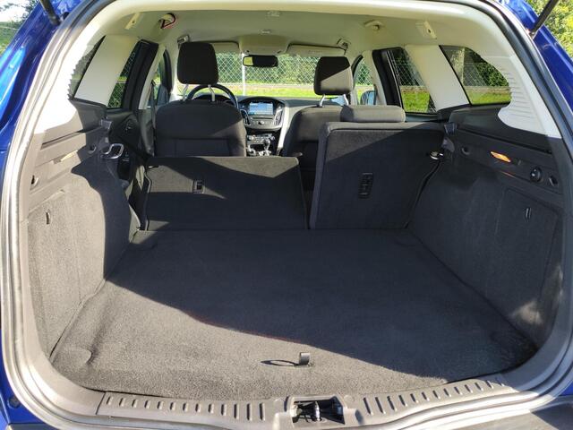 Ford FOCUS Wagon 1.0 EB 125PK Titanium | BLIS | WINTERPACK | CAMERA | CRUISE | CLIMA |