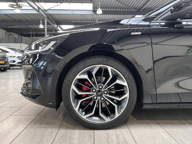 Ford FOCUS Wagon ST-Line X EcoBoost Hybrid 155 pk I Pano | Winter Pack | Adapt. cruise | Camera | Draadloos Apple Carplay | 18'' Velgen |