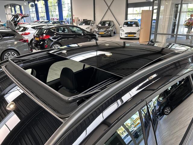 Ford FOCUS Wagon ST-Line X EcoBoost Hybrid 155 pk I Pano | Winter Pack | Adapt. cruise | Camera | Draadloos Apple Carplay | 18'' Velgen |