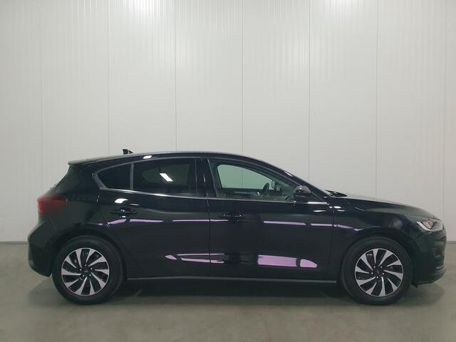 Ford FOCUS 1.0 EcoBoost Hybrid Titanium X NAVI/LED/CRUISE/CARPLAY