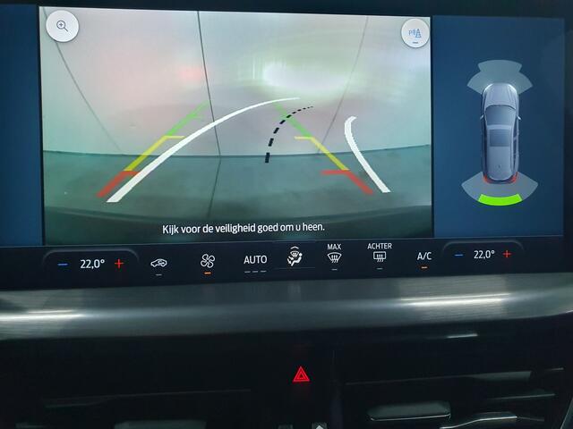 Ford FOCUS 1.0 EcoBoost Hybrid Titanium X NAVI/LED/CRUISE/CARPLAY
