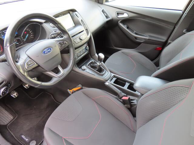 Ford FOCUS Wagon 1.0 126pk ST-Line*Navigatie*Airco*