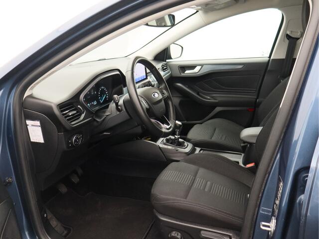 Ford FOCUS Wagon 1.0 EcoBoost Hybrid Active Business/ compleet!