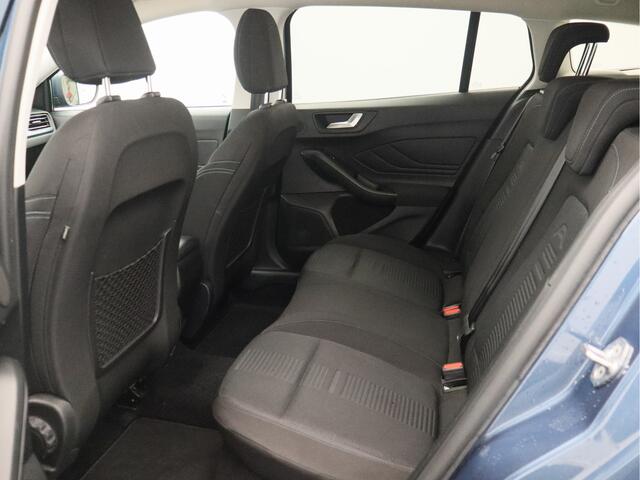 Ford FOCUS Wagon 1.0 EcoBoost Hybrid Active Business/ compleet!