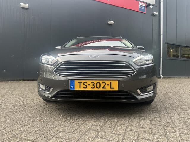 Ford FOCUS Wagon 1.0 Titanium | Trekhaak | Navi | Stoel- stuurverwarming