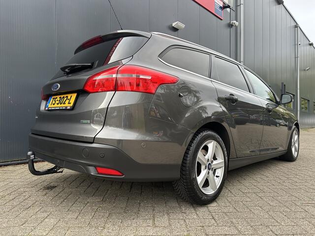 Ford FOCUS Wagon 1.0 Titanium | Trekhaak | Navi | Stoel- stuurverwarming