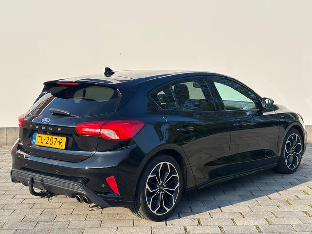 Ford FOCUS EcoBoost ST-Line Business | Winter Pack | Full led koplampen | Trekhaak | Adapt. Cruise | B&O | Camera | Climate Control |