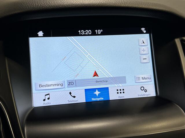 Ford FOCUS Wagon 1.0 Titanium | Navigatie/Android/Apple Carplay | LM Velgen 16" | Achteruitrijcamera + PDC Achter | Cruise Control | Airco | Verwarmde Voorruit |