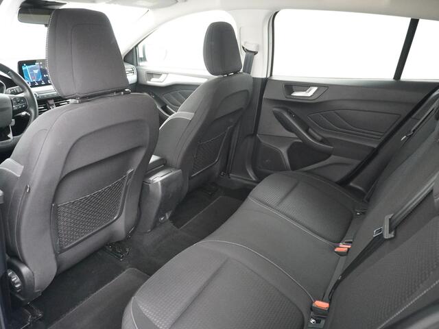 Ford FOCUS Wagon T101PK Navi Trekhaak Apple Carplay Android Auto Airco Cruise Control PdcTrend Edition Business EcoBoost Led Lane Assist Speed Sign Recognition Privacy Glas Lmv 1e Eigenaar Origineel Nederlandse Auto A-Label EURO6