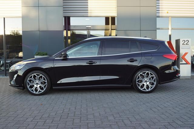 Ford FOCUS Wagon 1.5 EcoBoost 182pk Aut. /Navi/ BenO /Trekhaak afnb./ Camera/App-connect/ Park-assist