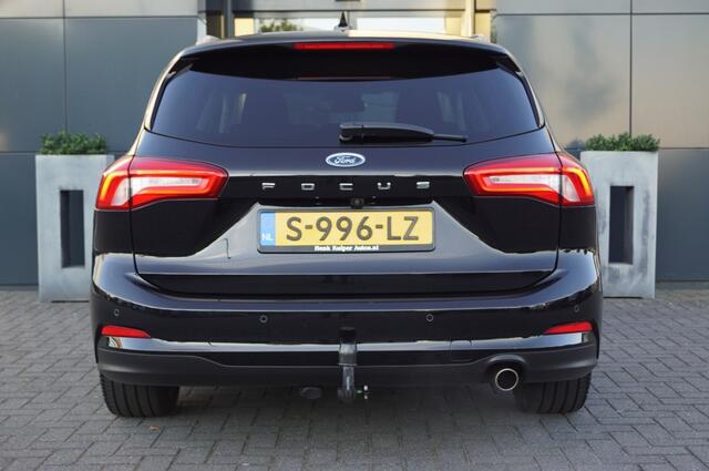 Ford FOCUS Wagon 1.5 EcoBoost 182pk Aut. /Navi/ BenO /Trekhaak afnb./ Camera/App-connect/ Park-assist