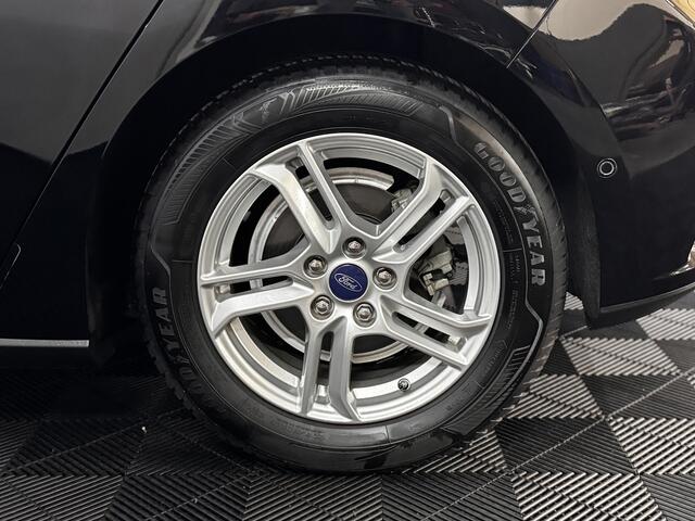 Ford FOCUS 1.0 EcoBoost Trend Edition Business Clima, Camera, Navi, Winterpakket, Cruise control, A start stop, Lichtmetalen velgen
