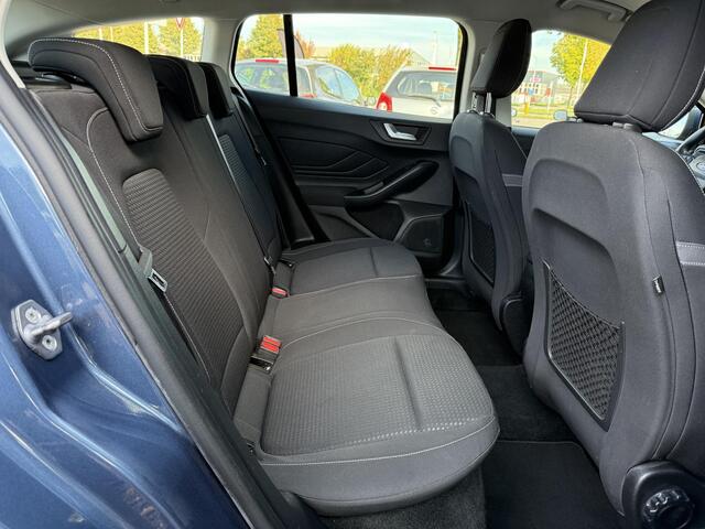 Ford FOCUS Wagon 1.0 EcoBoost Trend Edition Business 2e Eigenaar,Dealer Onderhouden,Navi,Clima,Cruise,Lm velgen,6 Bak,Pdc V+A,102pk,N.A.P,Apk tot 03-2027