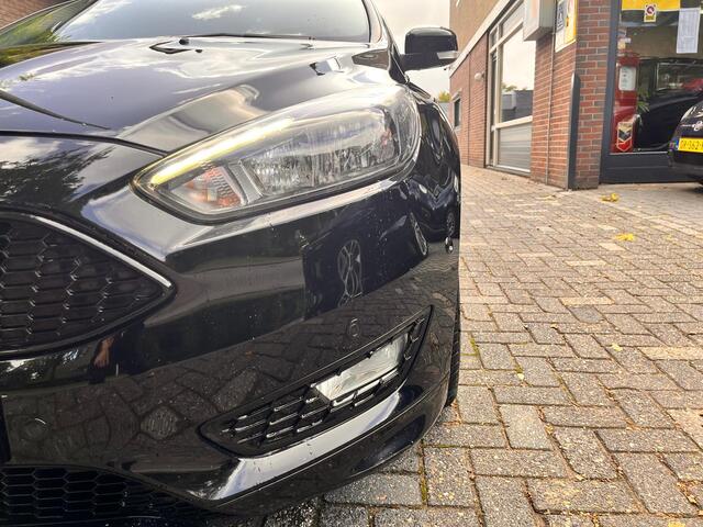 Ford FOCUS Wagon 1.0 ST-Line