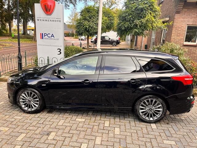 Ford FOCUS Wagon 1.0 ST-Line