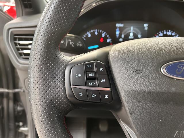 Ford FOCUS Wagon EcoBoost Hybrid 125 pk ST Line | Winter Pack | 4 seiz. banden | Navi | Clima | Cruise | Dr. loos Apple Carplay
