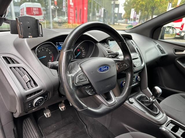 Ford FOCUS Wagon 1.0 EcoBoost ST-Line / Nwe. D. riem