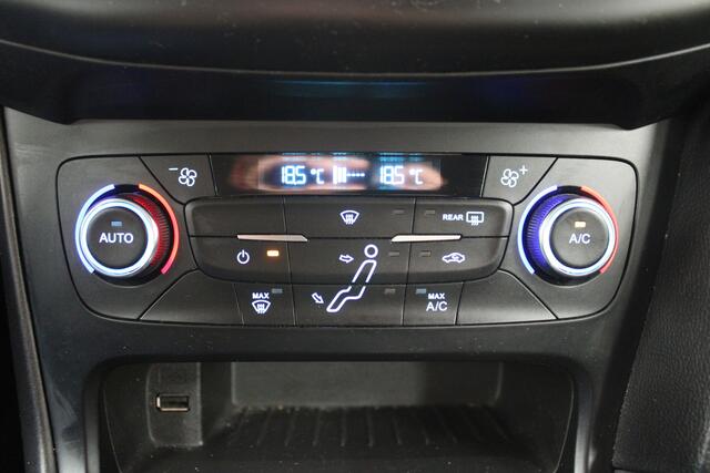 Ford FOCUS 1.0 Lease Edition Airco, Trekhaak, Cruise Control, Stuurbekrachtiging