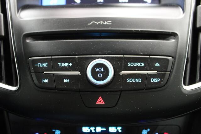 Ford FOCUS 1.0 Lease Edition Airco, Trekhaak, Cruise Control, Stuurbekrachtiging