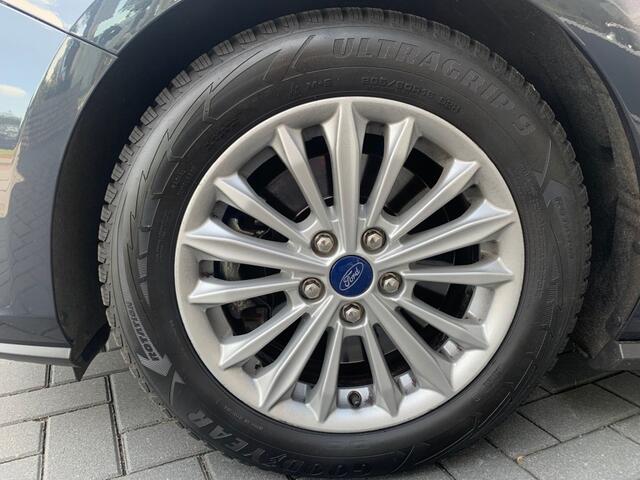 Ford FOCUS 1.5 EcoBoost Titanium Business. Cruise control, Airco, All-in prijs incl afleverbeurt