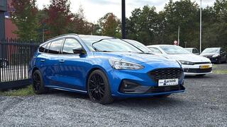 ford-focus-wagon-1.0-155-pk-mild-hy