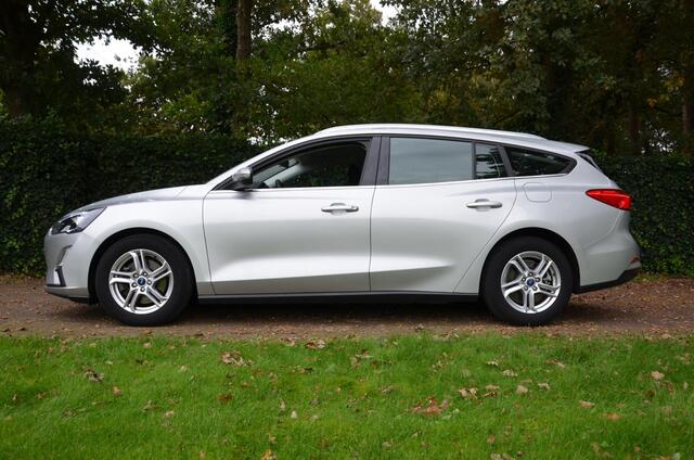 Ford FOCUS Wagon 1.0 EcoBoost Hybrid Trend Edition Business Navi/Pdc/Airco/Led/Stoel Stuur & ruitverwarming/Leder/Cr-Controle/Privacy-Glass/Lmv/Achteruitrijcamera