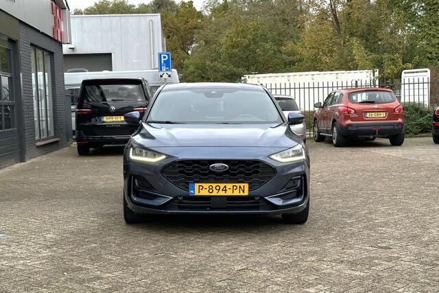 Ford FOCUS 1.0 EcoBoost mild Hybrid ST Line | Winter pack