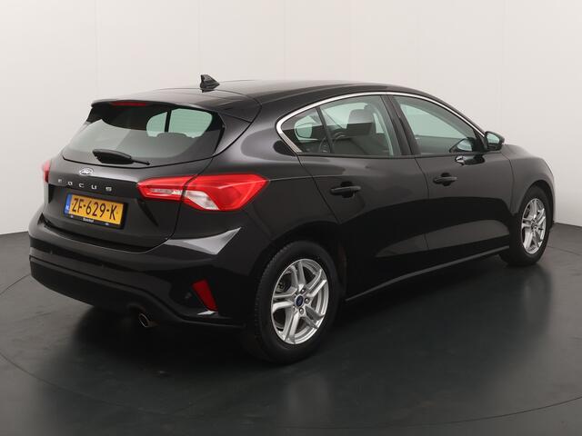 Ford FOCUS EcoBoost 100PK Trend Edition | 100% Dealer onderhouden | Cruise | Apple/Android CarPlay | Park Sens. V+A