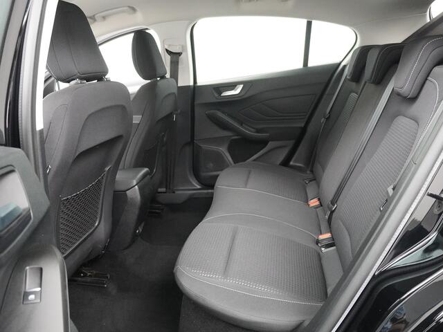 Ford FOCUS EcoBoost 100PK Trend Edition | 100% Dealer onderhouden | Cruise | Apple/Android CarPlay | Park Sens. V+A