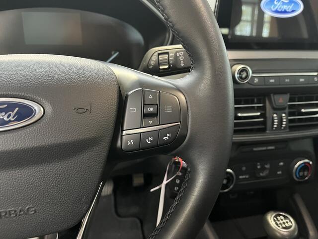 Ford FOCUS Wagon EcoBoost Connected | Trekhaak | LED | Navi | Cruise | Parkeersens. V+A | 4 seiz. banden