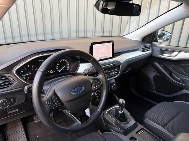 Ford FOCUS 1.0 EcoBoost Hybrid Trend Edition Business | 17'' | Camera | Navi | Prijs Rijklaar!!