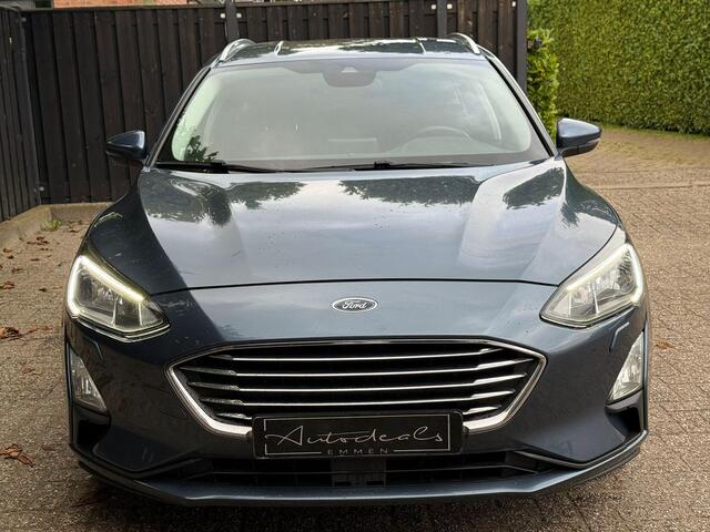 Ford FOCUS Wagon 1.0 EcoBoost Titanium Business