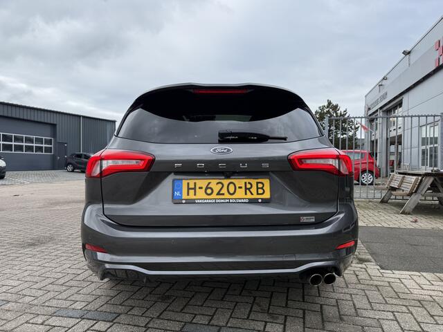Ford FOCUS Wagon 1.5 EcoBoost ST Line Business Automaat Panoramadak, Trekhaak, Camera, elektr.klep, etc..!!