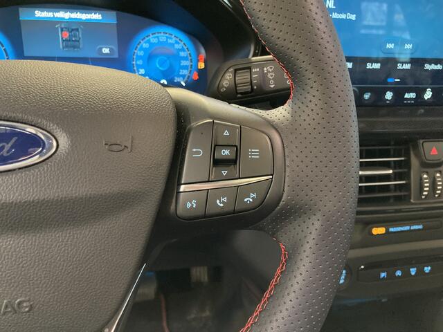 Ford FOCUS Wagon ST-Line X EcoBoost Hybrid 155 pk I Pano | Winter Pack | Adapt. cruise | All Seasons | HUD | Elek. Klep | Fabr. Gar. 02-2029