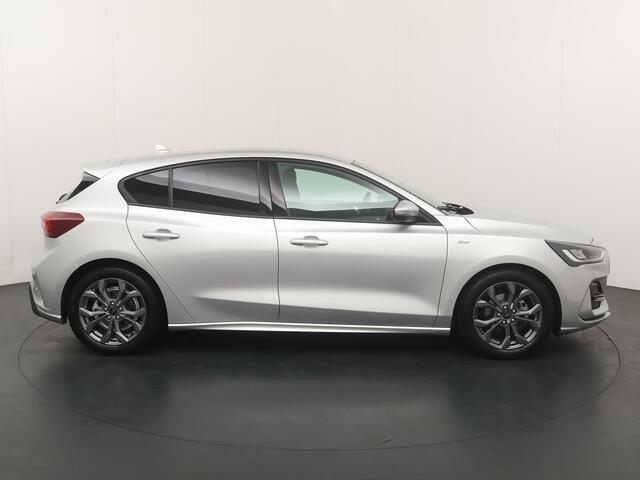 Ford FOCUS EcoBoost Hybrid 125pk ST-Line | Nw model I Winter Pack | Sync 4 I Climate I Navi I All Seasonbanden